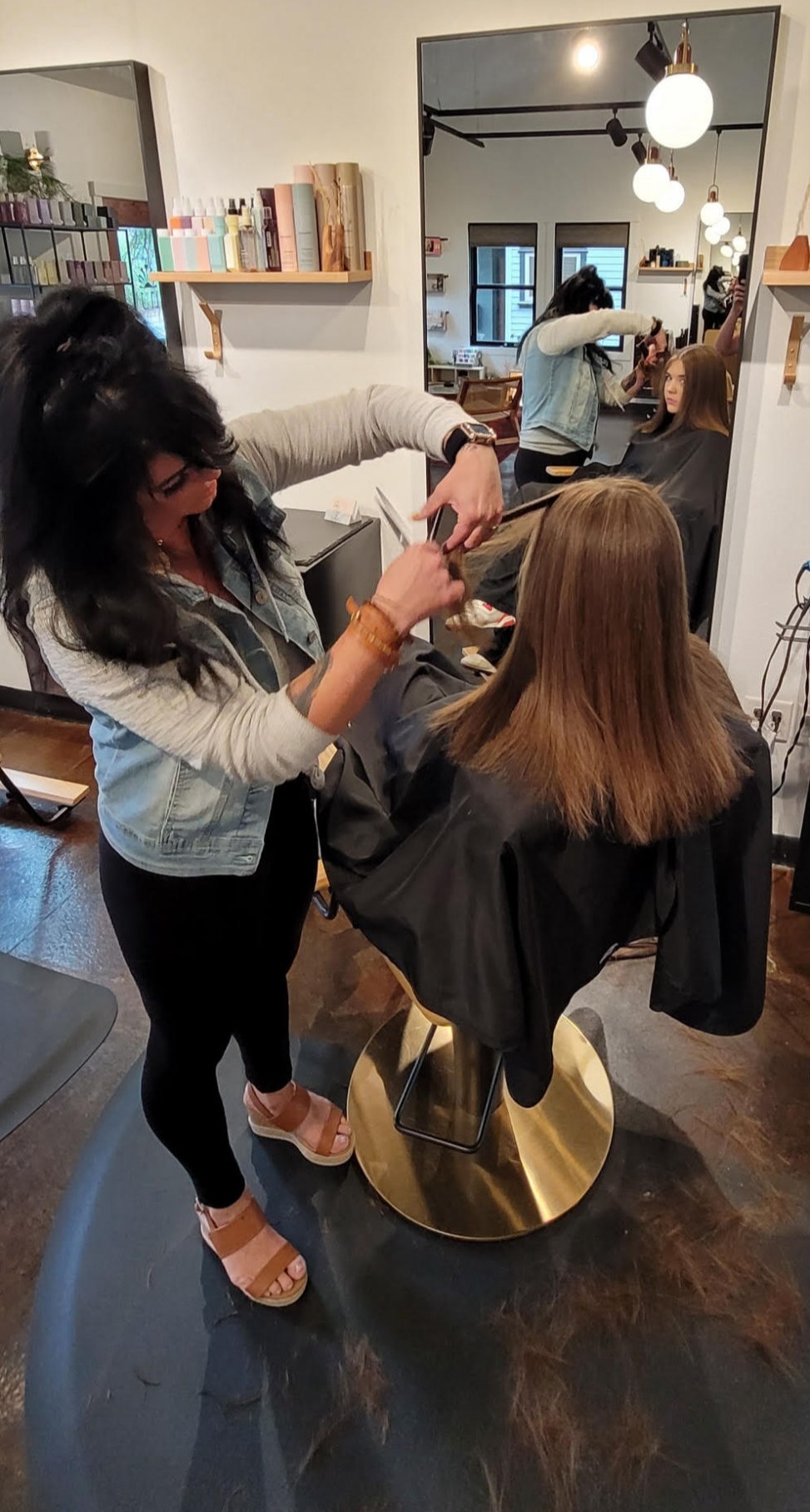 Lindy Horne Hair Stylist Bend Hair Salon